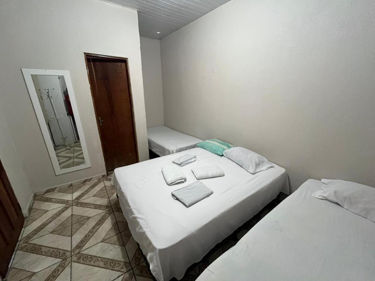 Quarto Duplo com Cama Extra